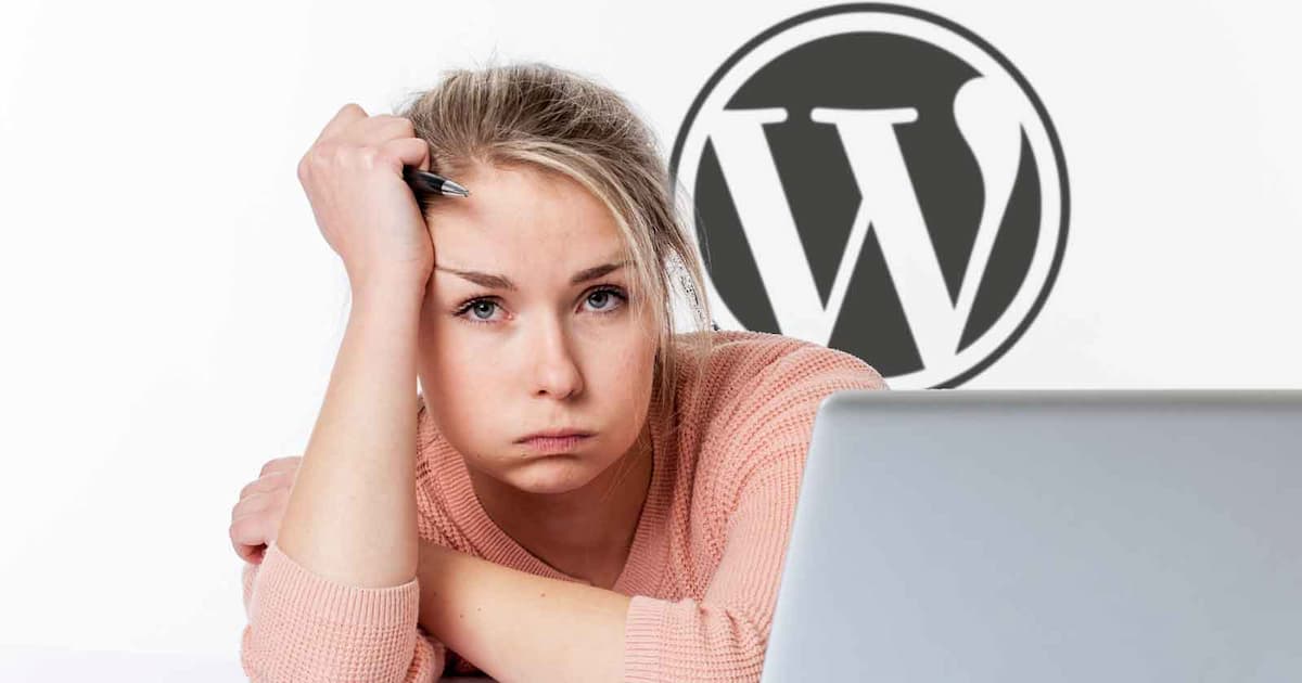 mujer molesta wordpress